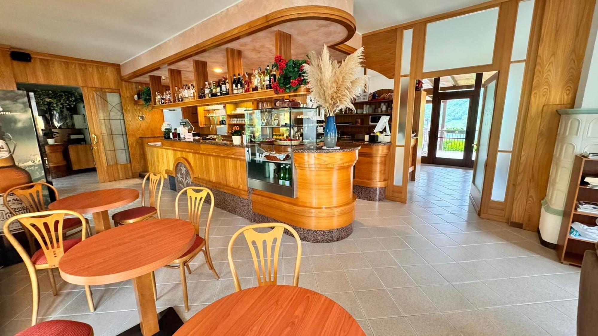 Albergo Stella Alpina Tenno Exteriér fotografie