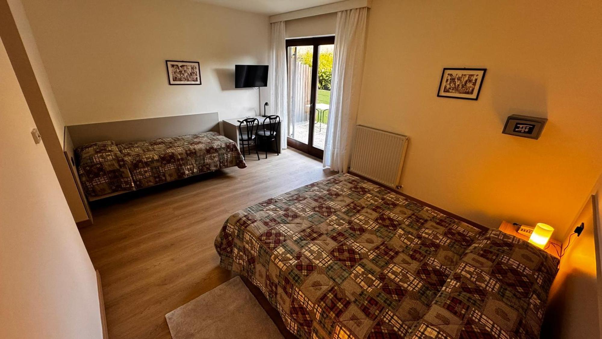 Albergo Stella Alpina Tenno Pokoj fotografie